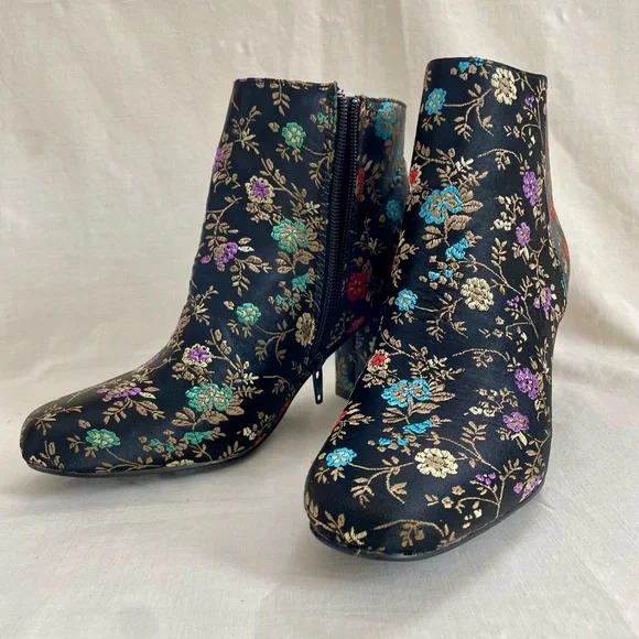 Diba Satin Brocade Heeled Bootie sz 6 - Picture 2 of 8